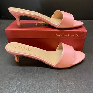 NIB YDN Pink Low Heel Mule Back open toe shoes Size 11